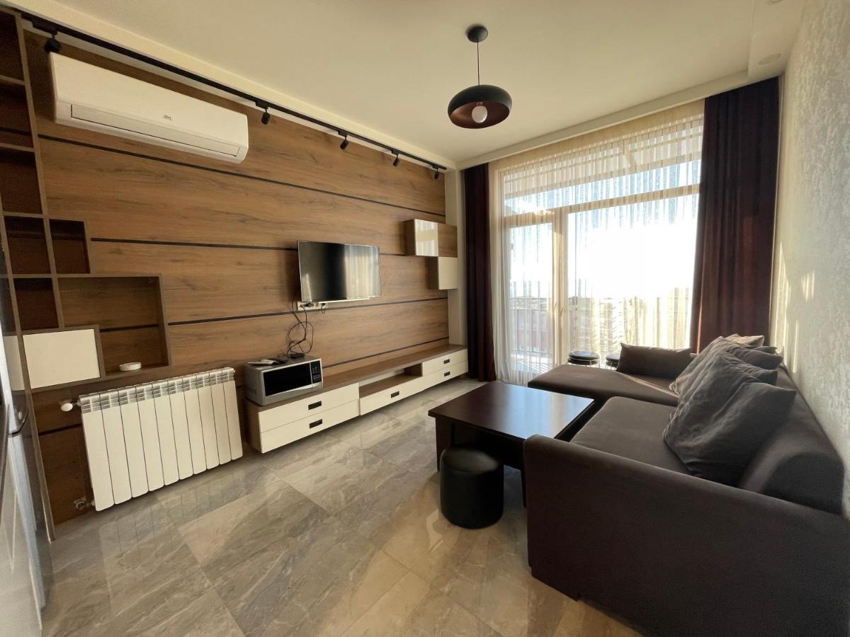 Apartments At Like House Batumi Exteriör bild