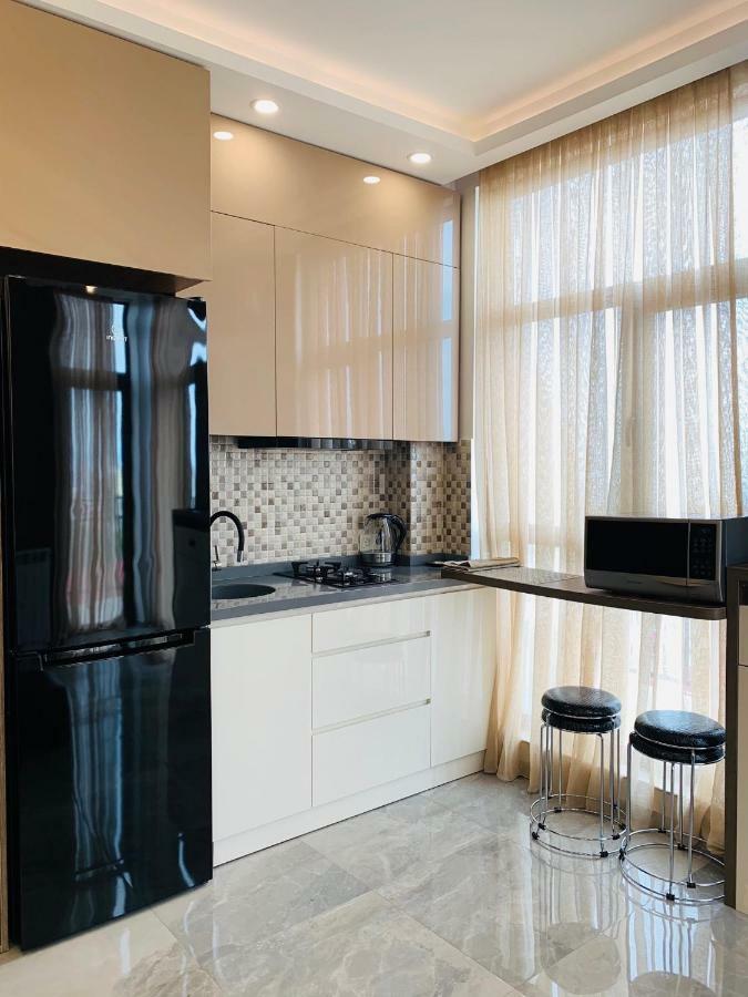 Apartments At Like House Batumi Exteriör bild